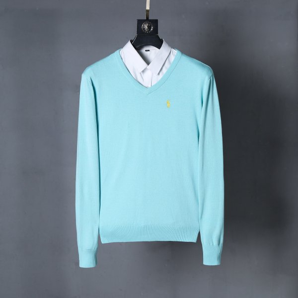 Long-sleeved V-neck knitted sweater with horse logo